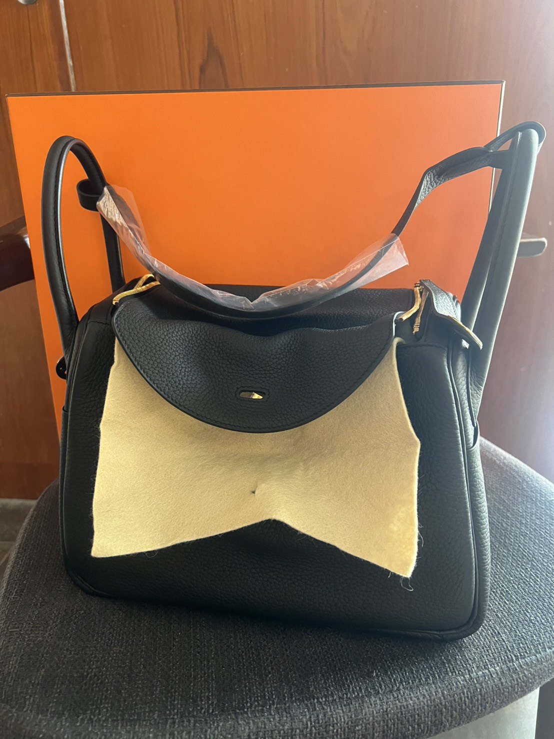 Hermes lindy30黑金，全新品，Y刻印，黑金經典