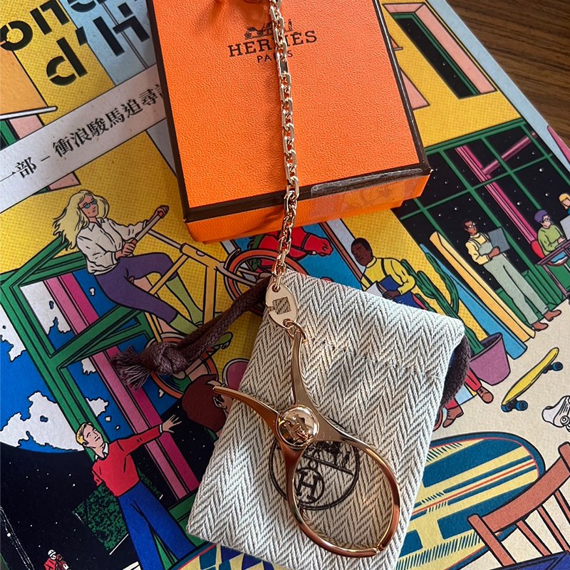 Hermes 玫瑰金手套夾,也可以當包包的吊飾,全新商品,現貨在台
